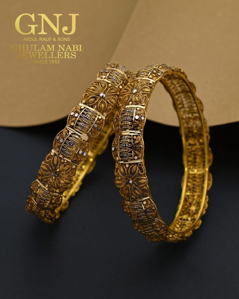 Gold Bangle Design