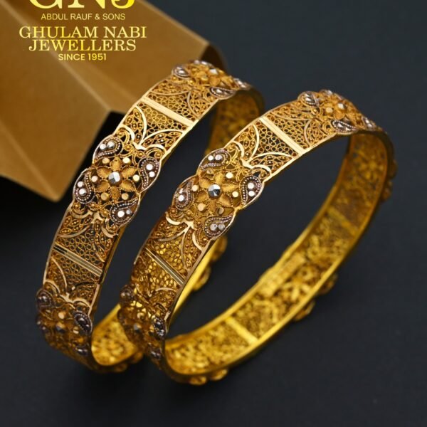 Gold Bangle Design